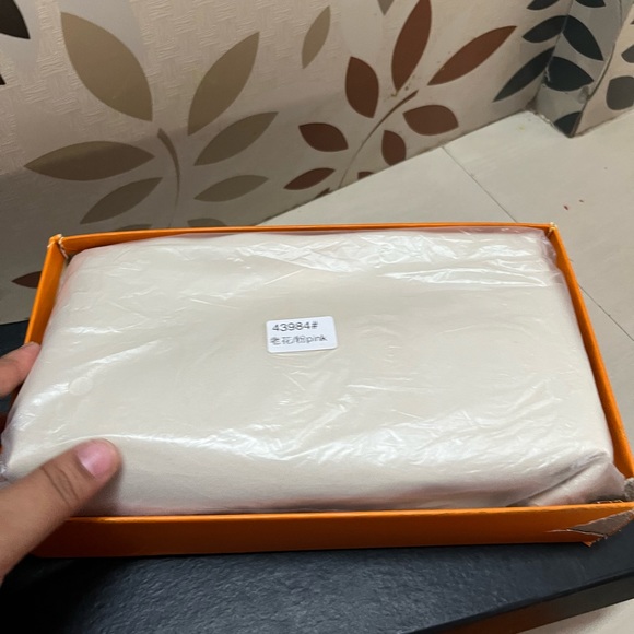 Lv multi pochete mm new unused - Picture 10 of 10